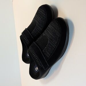 Orthofeet Women's Orthopedic Stretch Knit Louise Black Slip-On Shoes Size 7.5